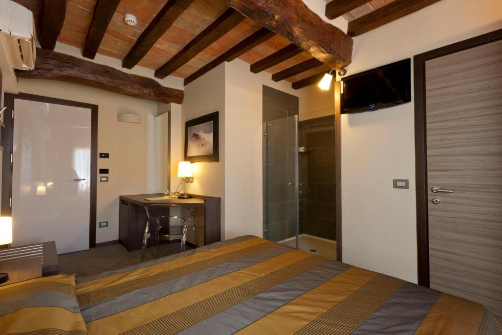 Locanda Sant'Ambrogio Rivalta  Ruang foto
